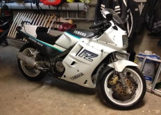 Yamaha FZ